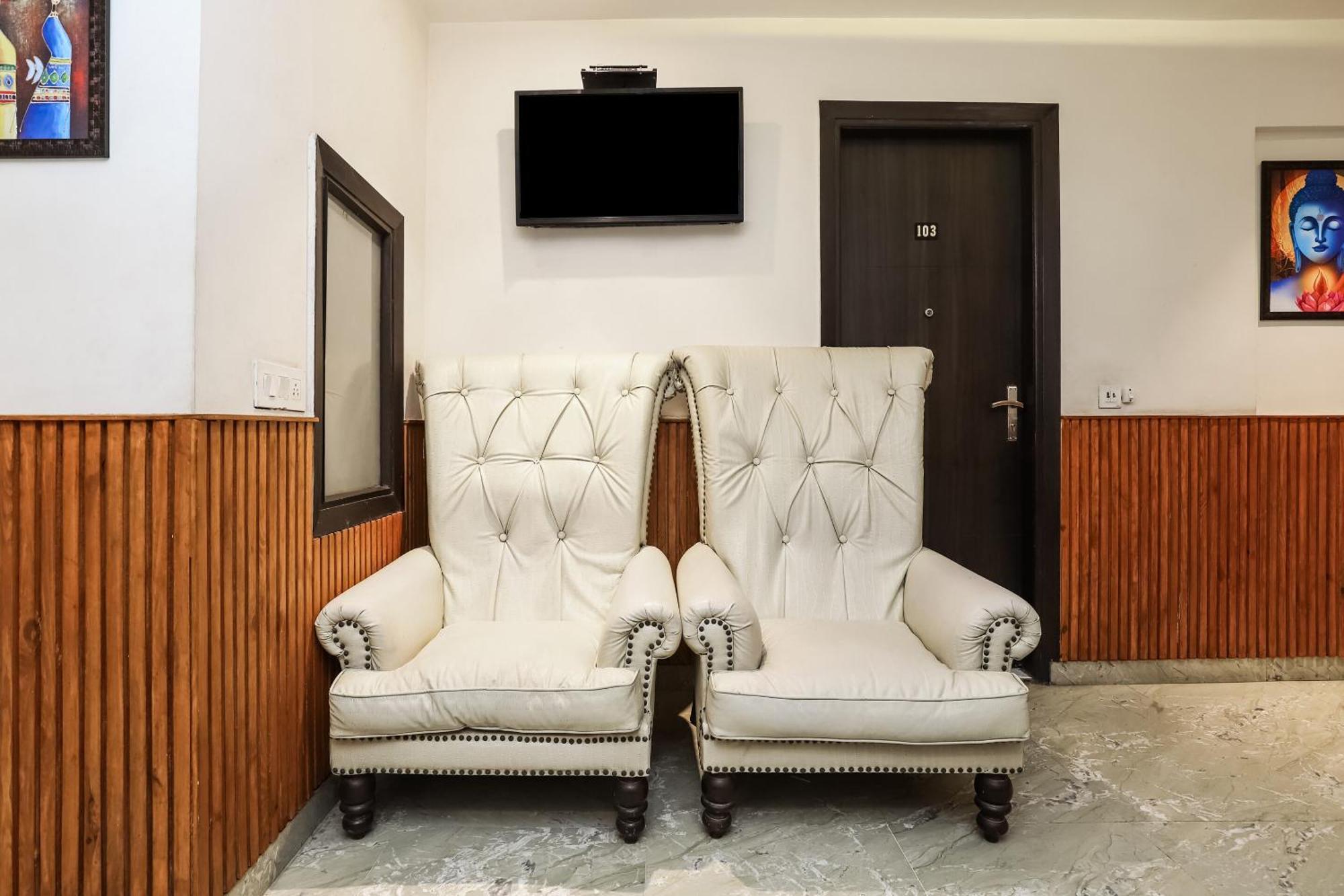 Hotel O Shri Sai Делі Екстер'єр фото