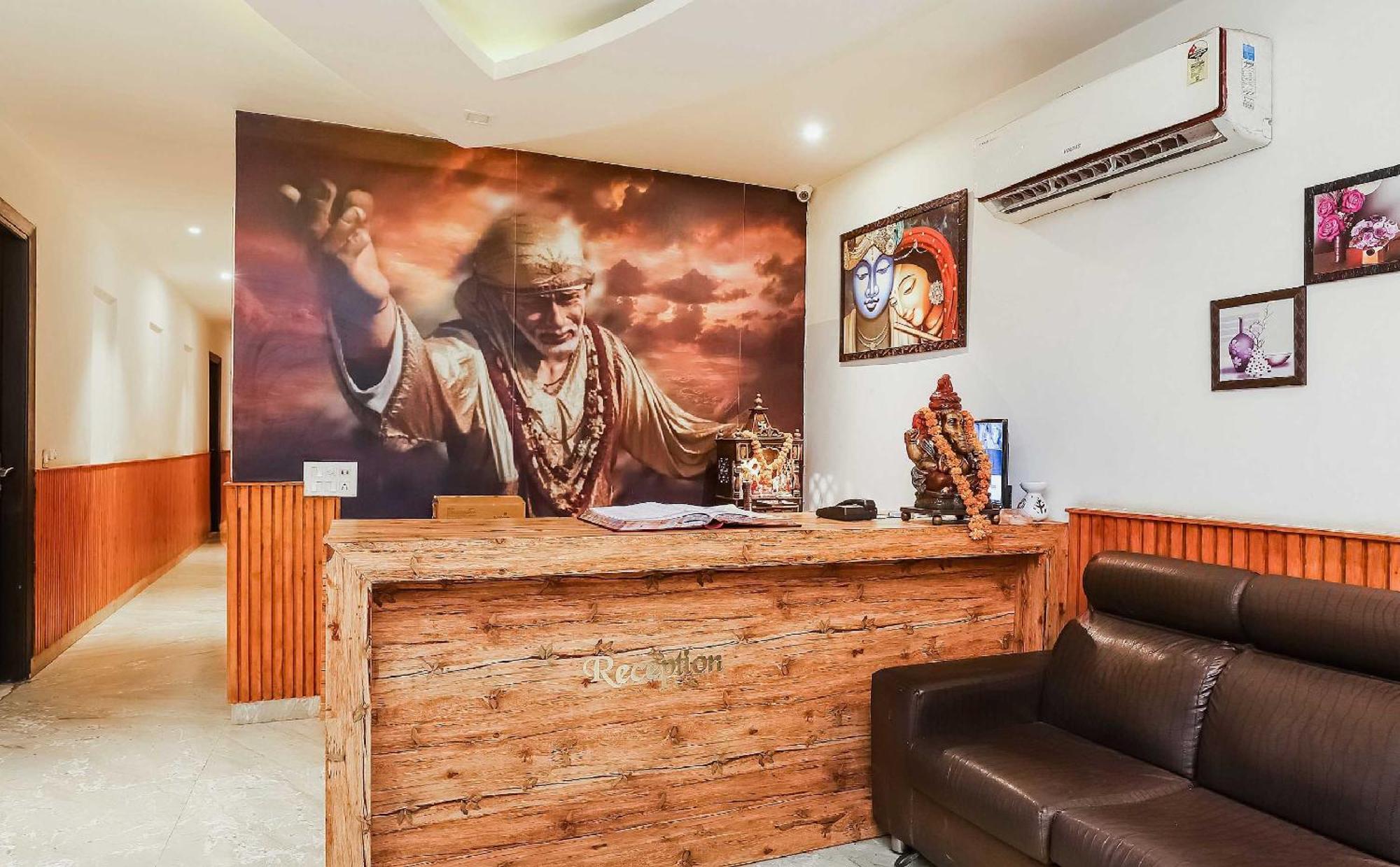 Hotel O Shri Sai Делі Екстер'єр фото