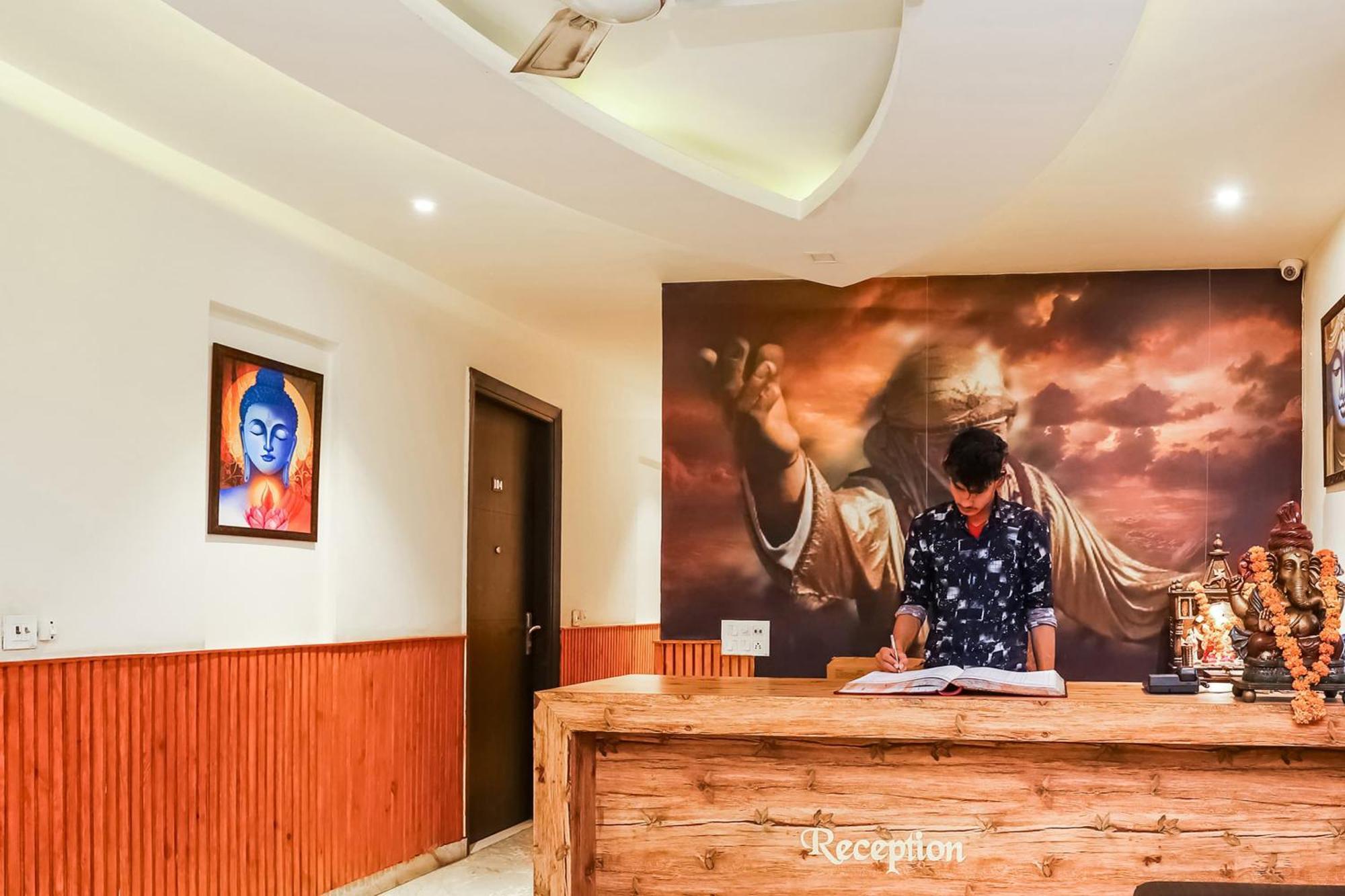 Hotel O Shri Sai Делі Екстер'єр фото